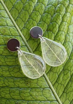 Brinco Nervuras transparente (gota)