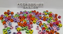 Cuentas Cuadradas Colores Surtidos x25Grs