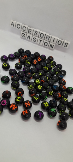 Cuentas Negras Con Letras Fluo X25grs