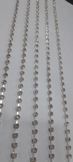 Strass ss18 vidrio base plata x5 Metros