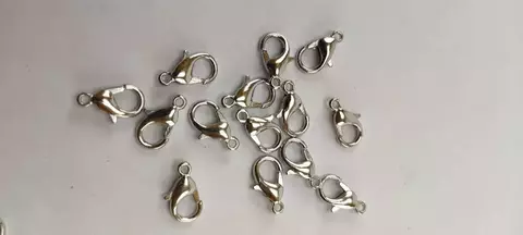 Cierre mosquetón 12 mm niquelado x 10unidades.