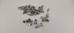 Base de prendedor de 1.5 cm x 500 piezas.