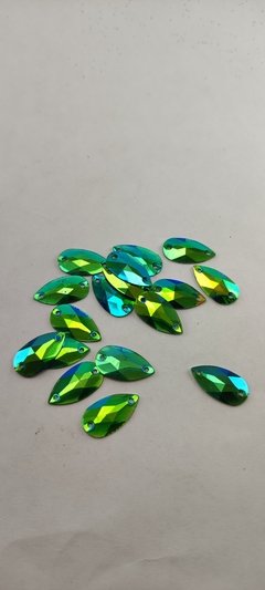 Piedras acrilicas tornasoladas 10x18 mm x 1000 piezas color verde.