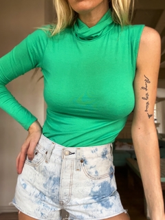 Image of Remera• LORNA green•