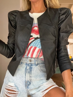 Jacket• LISSI black• - comprar online
