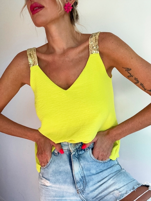 Blusa• MOIRA lima•