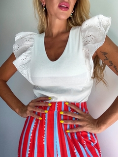 Imagen de Remera• KATYA new ivory•