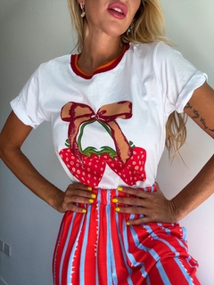 Remera• STRAWBERRY new• - buy online