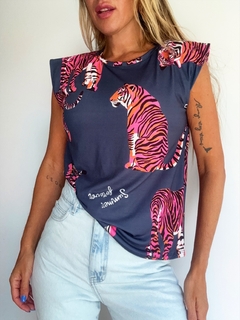 Remera• AMAZONA• - comprar online