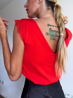 Blusa• Nicoleta red - comprar online