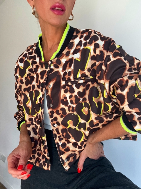 Jacket• RUSH print•