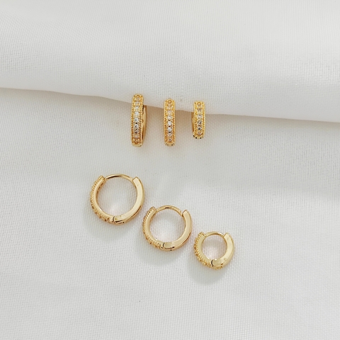 Brinco Trio Redondo Liso Detalhado Com Zircônia Folheado a Ouro 18k e Ródio - comprar online