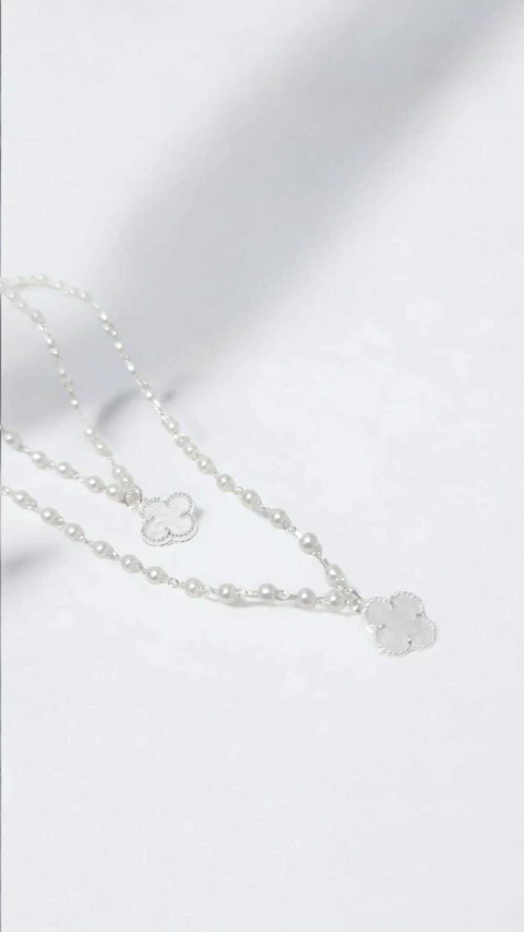 Colar Duplo Madre Perola Trevo Perolado Folheado a Prata 925 - comprar online