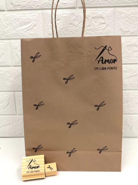 kit amor em cada ponto com tesoura