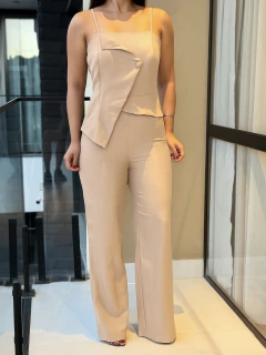 Macacão detalhes frente alça - loja online