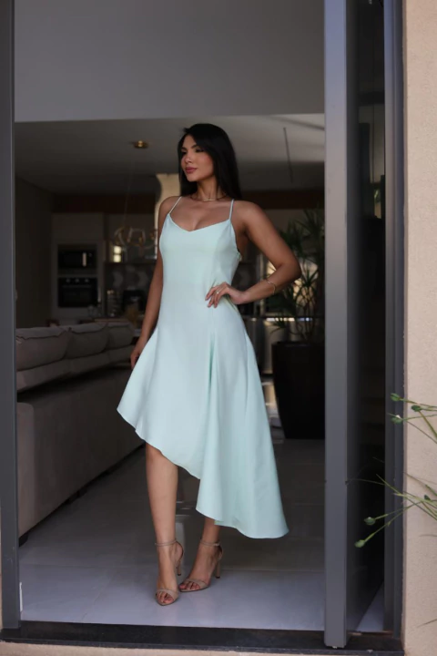 Vestido lastex nas costas assimetrico