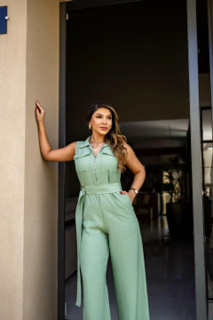 Macacão zíper cinto fivela