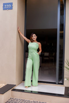 Macacão cinto alças