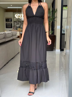 Vestido alça detalhes na barra