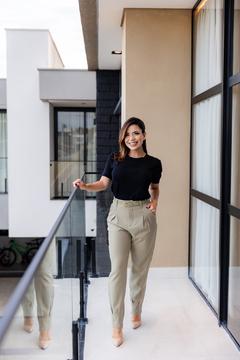 Calça alfaiataria com cinto - loja online