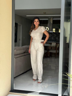 Macacão manguinha com cinto - comprar online