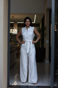 Macacão zíper frontal faixa - comprar online