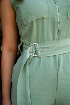 Macacão zíper cinto fivela - loja online