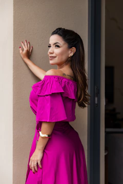 Conjunto saia transpassado e blusa na internet