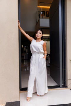 Conjunto de saia e blusa forrado