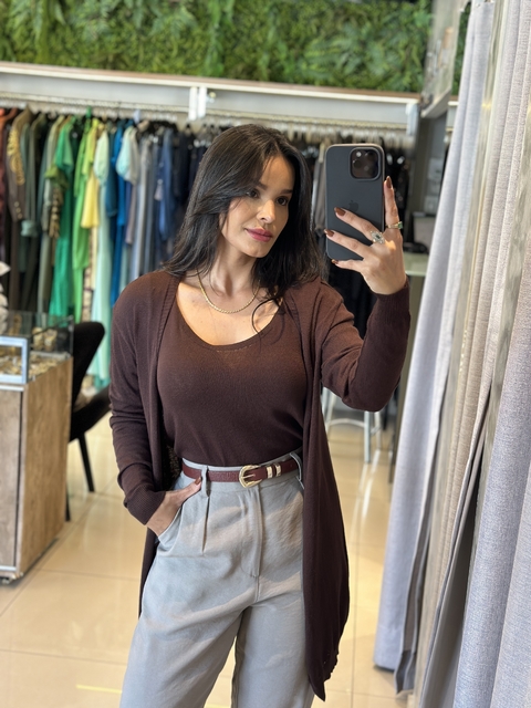 Conjunto twinset blusa e cardigan