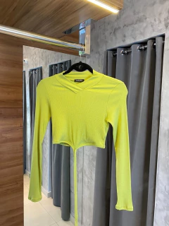 Cropped manga longa amarração - comprar online