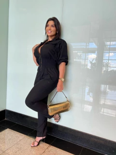 Macacão em linho colorido zíper na internet