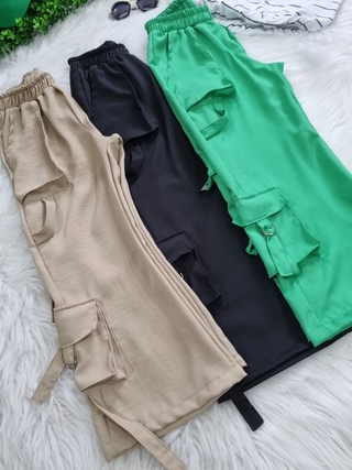 Calça cargo ( no tecido crepe salinas, em três opções)