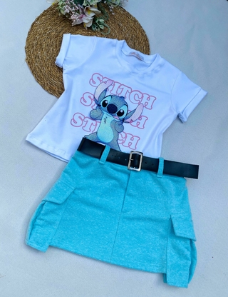 Conjunto Stitch ( cropped não muito curto, saia cargo com shorts por baixo. OBS: Cinto não acompanha)