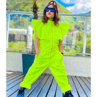 Macacão babado Neon ( Unilux / sarja. Cor marca texto)