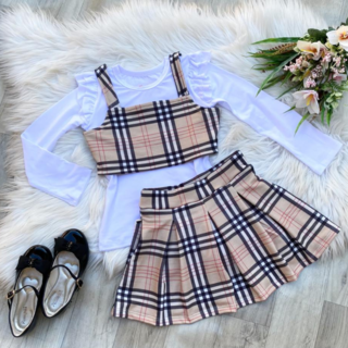 Conjunto Catarina 3 peças ( blusa em viscolycra Premium, cropped e saia moletinho digital, saia com shorts por baixo)