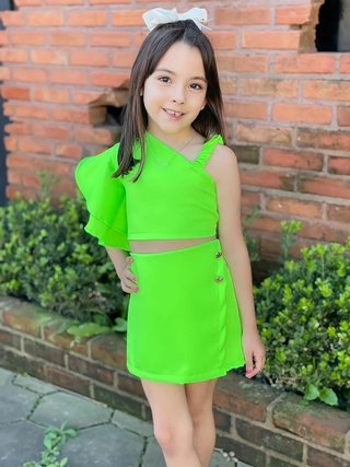 Conjunto Estela ( em Alfaiataria barbspan cropped e shorts saia)