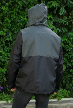 Anorak Impermeável Grayck Humanos - loja online