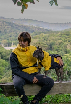 Anorak Impermeável Yellack Humanos na internet