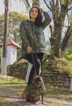 Jaqueta Impermeável Camuflada Humanos na internet