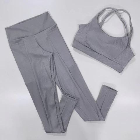 Conjunto Jacquard Preto Listrado - TAM.M - comprar online