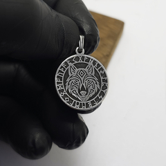 Animales Nordicos Lobo con runas / Plata 925 en internet