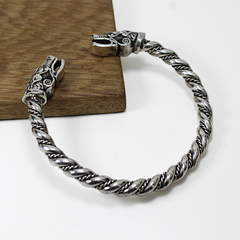 BRAZALETE TIPO TORQUE VIKINGO LOBO FENRIR / PLATA 925 - comprar online