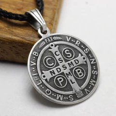 Medalla San Benito 2.4 cm / Plata 925 en internet