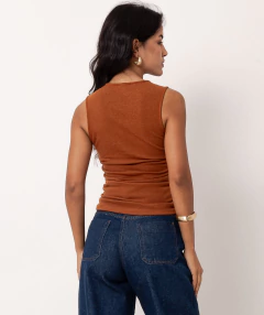 blusa tricot ferrugem