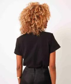 blusa algodão organico com detalhe detonado preta