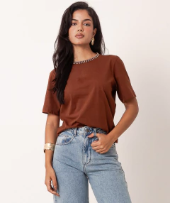 t-shirt bordada algodão marrom