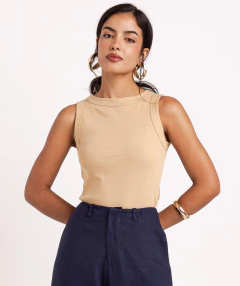 regata canelado algodão decote fechado creme