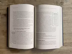AstroHología volumen dos. Movimientos planetarios para el despliegue del Ser - Libro