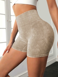 SHORT POLI BEIGE NEVADO | IMPORTADO - comprar online